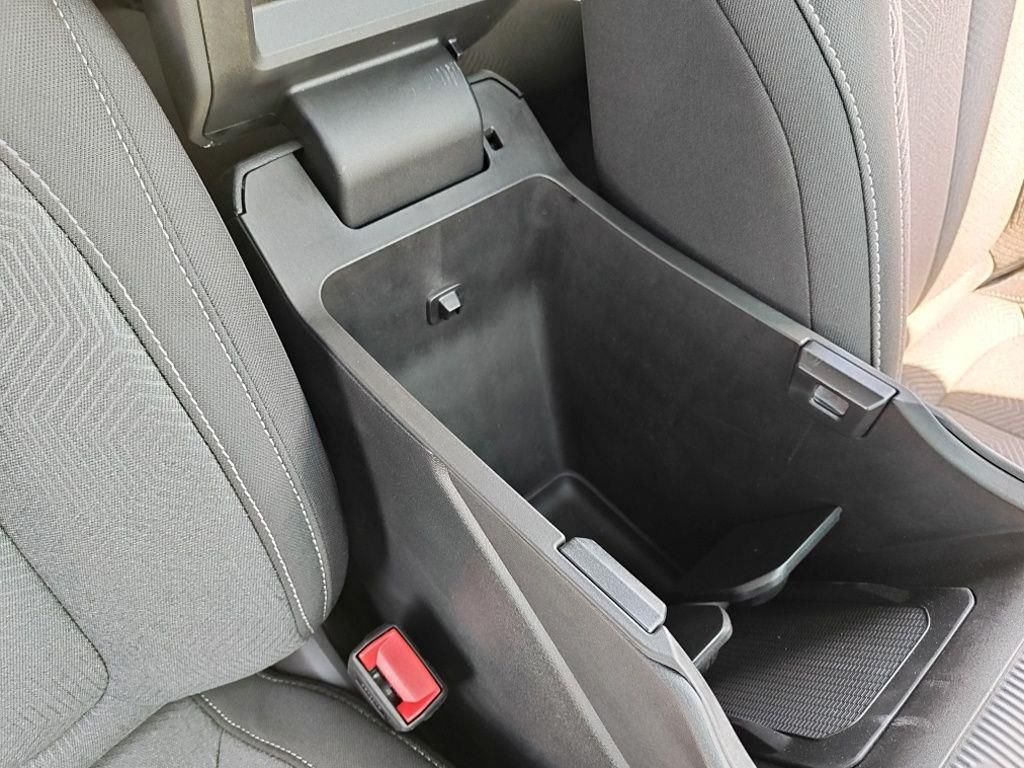 New 2026 Sting-Gray Clearcoat Jeep Laredo image 40