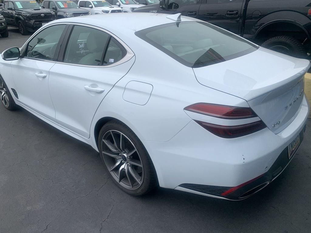 Used 2025 White Genesis 2.5T image 8