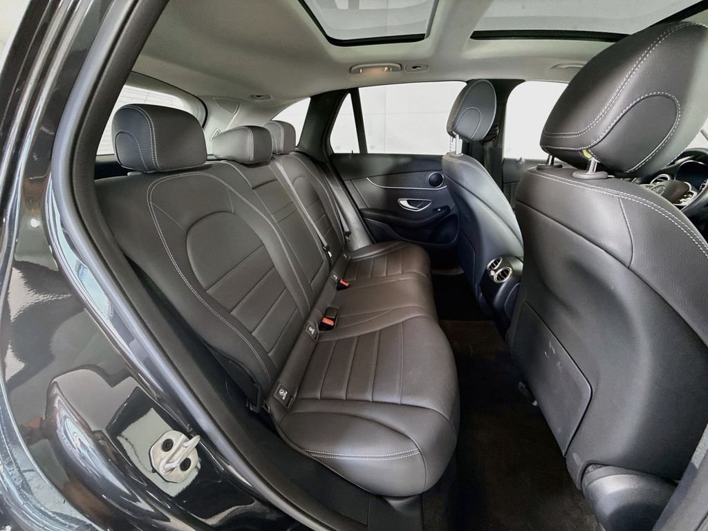 Used 2022 Graphite Grey Metallic Mercedes-Benz 300 image 27