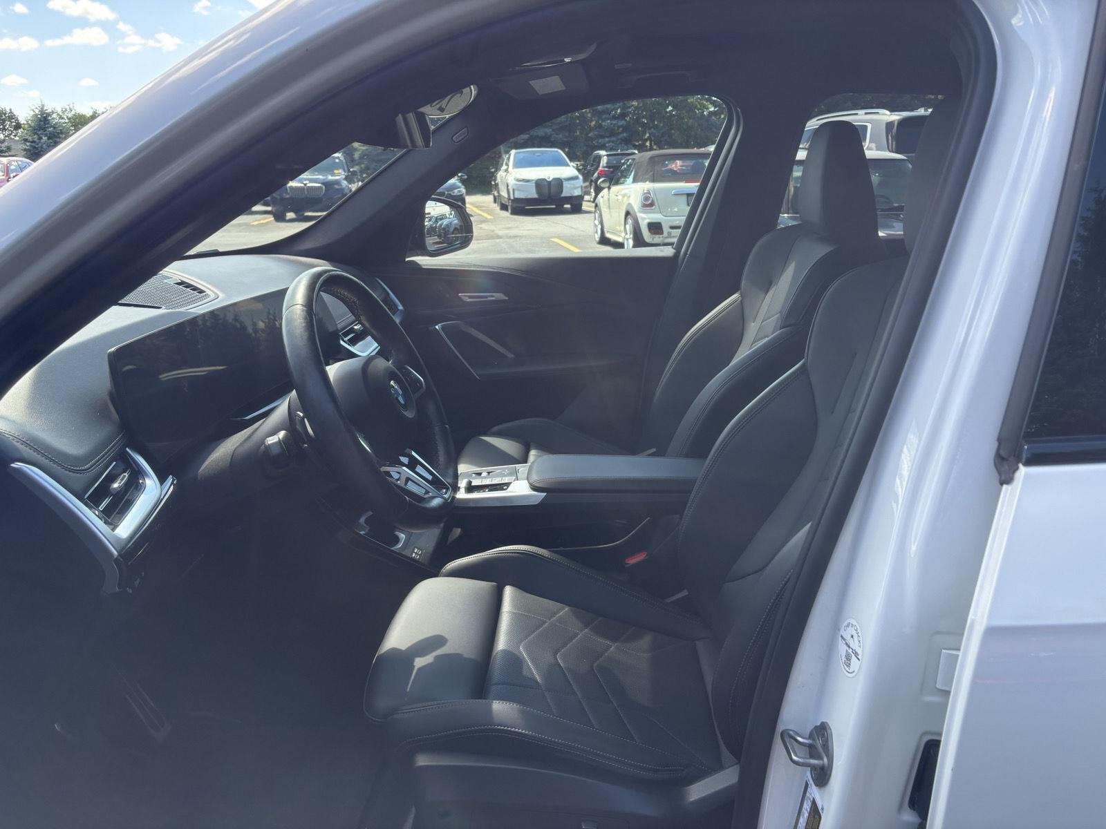 Used 2023 Alpine White BMW xDrive28i image 2