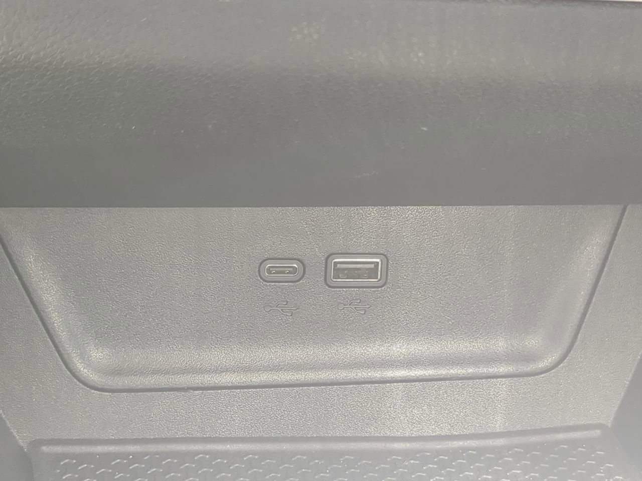 2025 Chevrolet Equinox LT - Photo 21