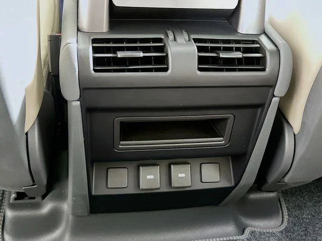 Certified Used 2023 White Land Rover SE image 12