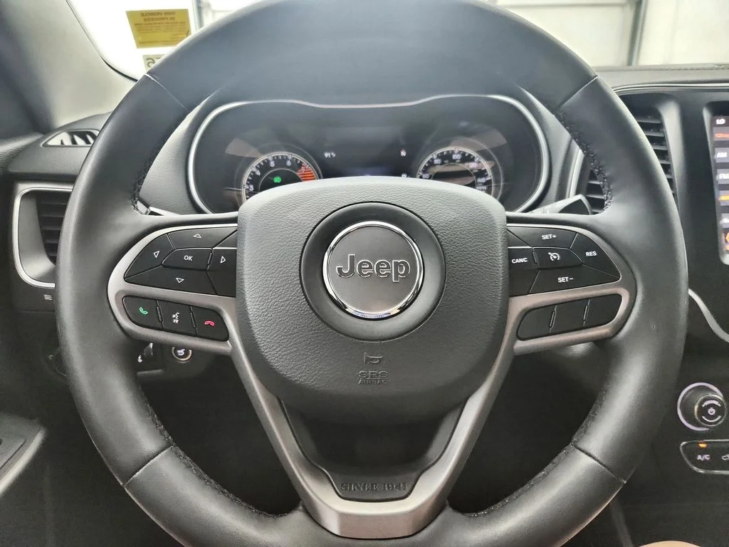 Certified Used 2021 Blue Jeep Latitude Lux image 24