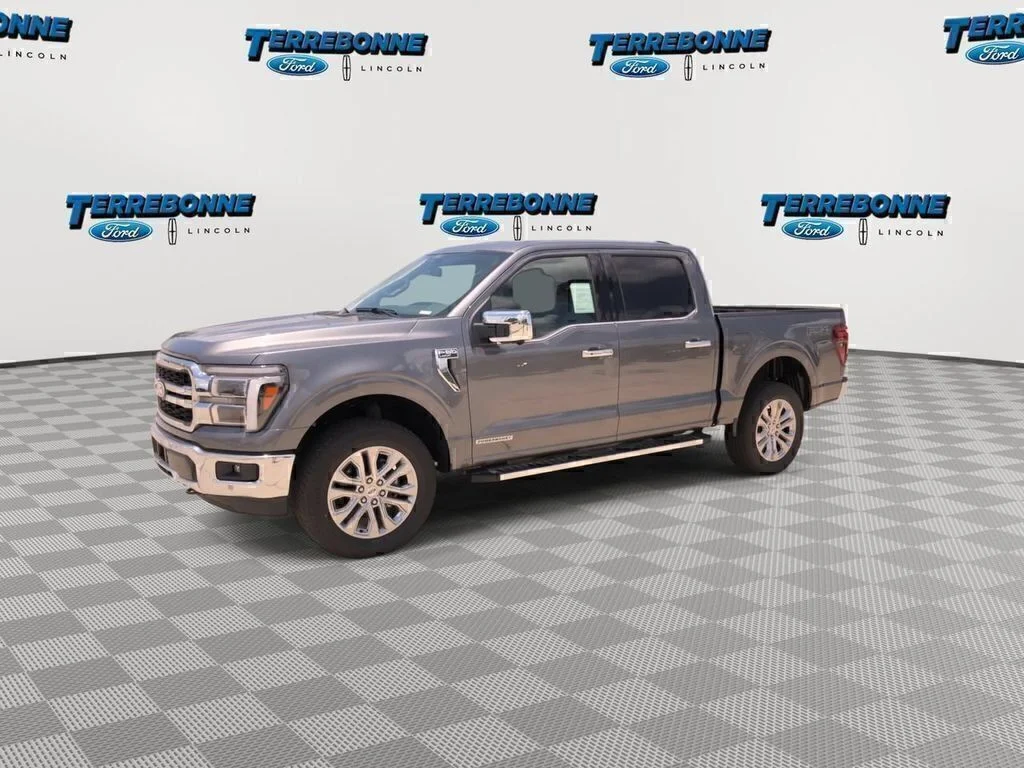 Used 2025 Gray Metallic Ford Lariat image 4