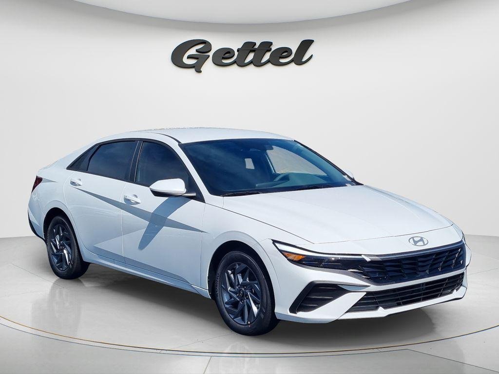 New 2026 White Hyundai Blue image 3