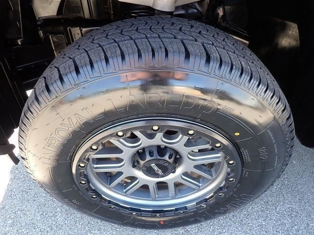 Used 2024 Gray Nissan SV image 12
