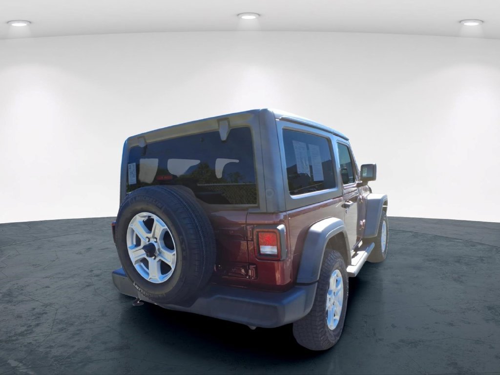 Used 2021 Red Jeep Sport S image 15
