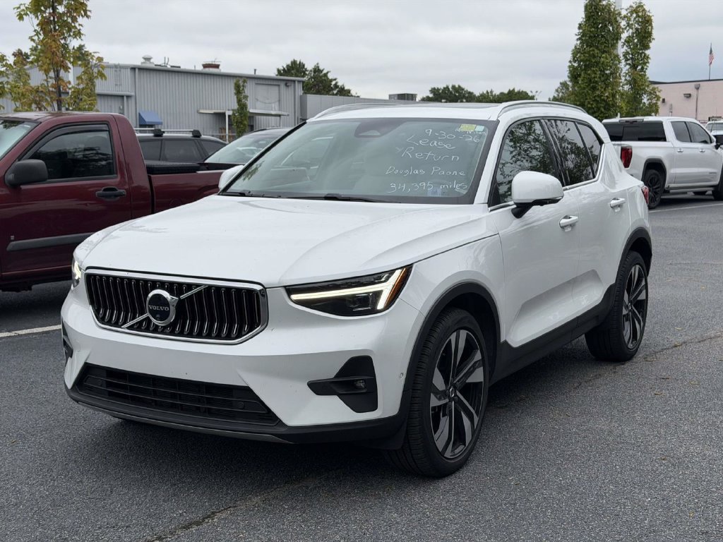 Used 2023 White Volvo Ultimate image 4
