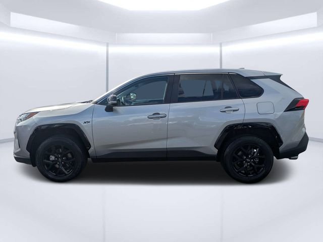 Used 2025 Silver Sky Metallic Toyota LE image 6