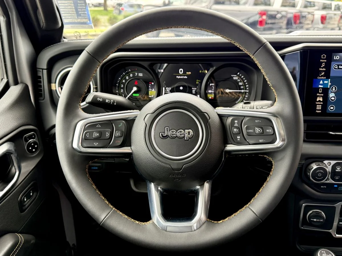 Used 2024 Silver Jeep Sahara 4xe image 22