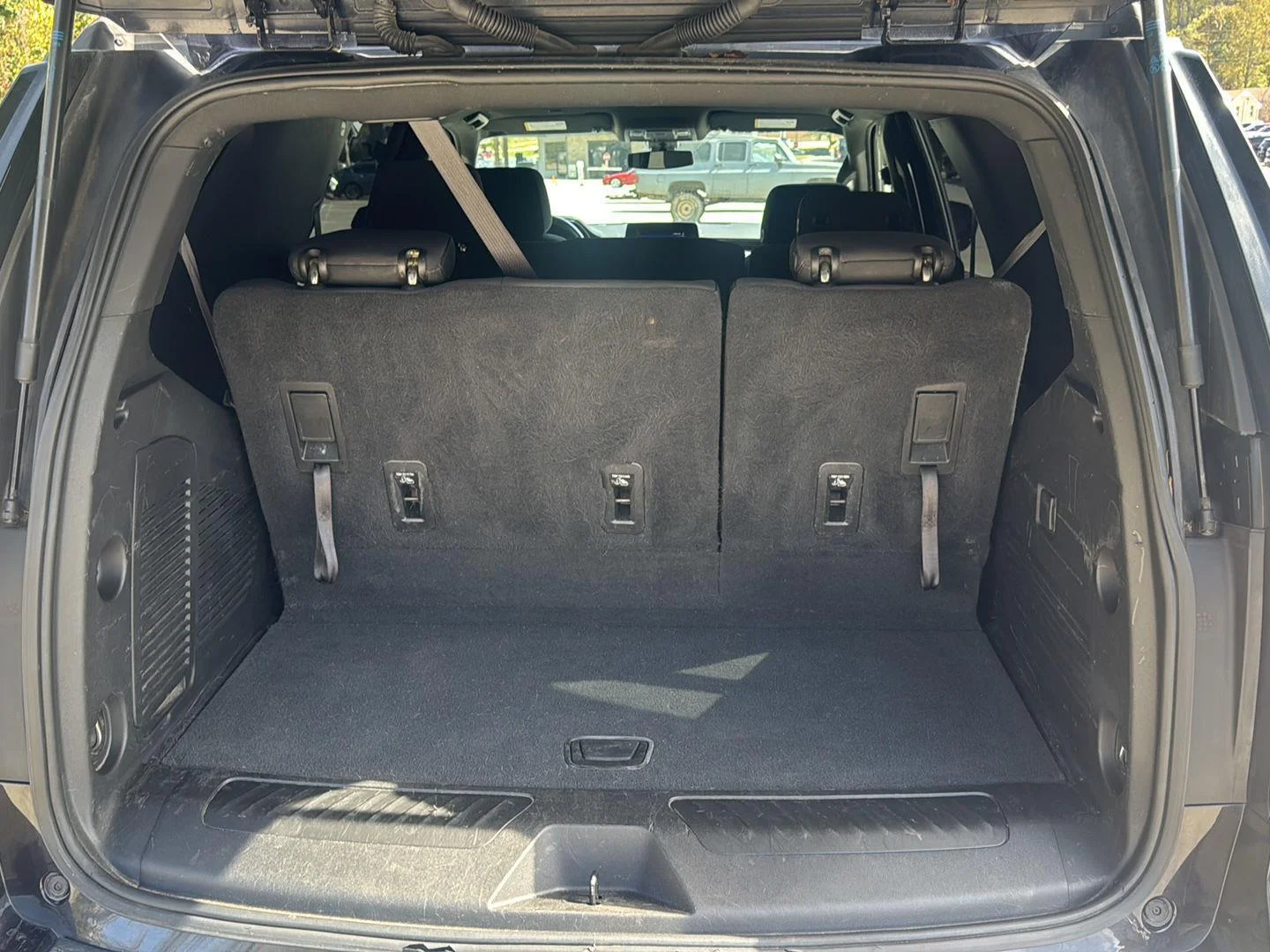 2022 Chevrolet Tahoe LS - Photo 14