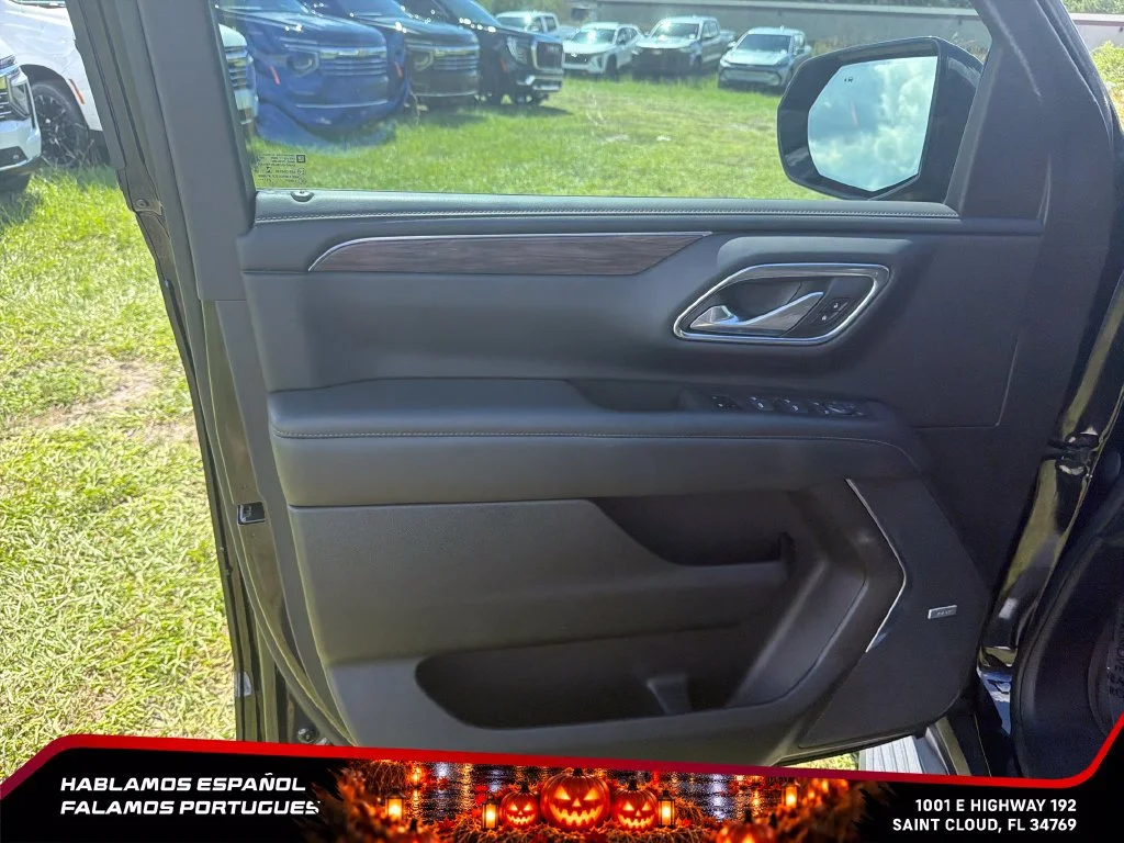 Used 2022 BLACK Chevrolet Z71 image 12