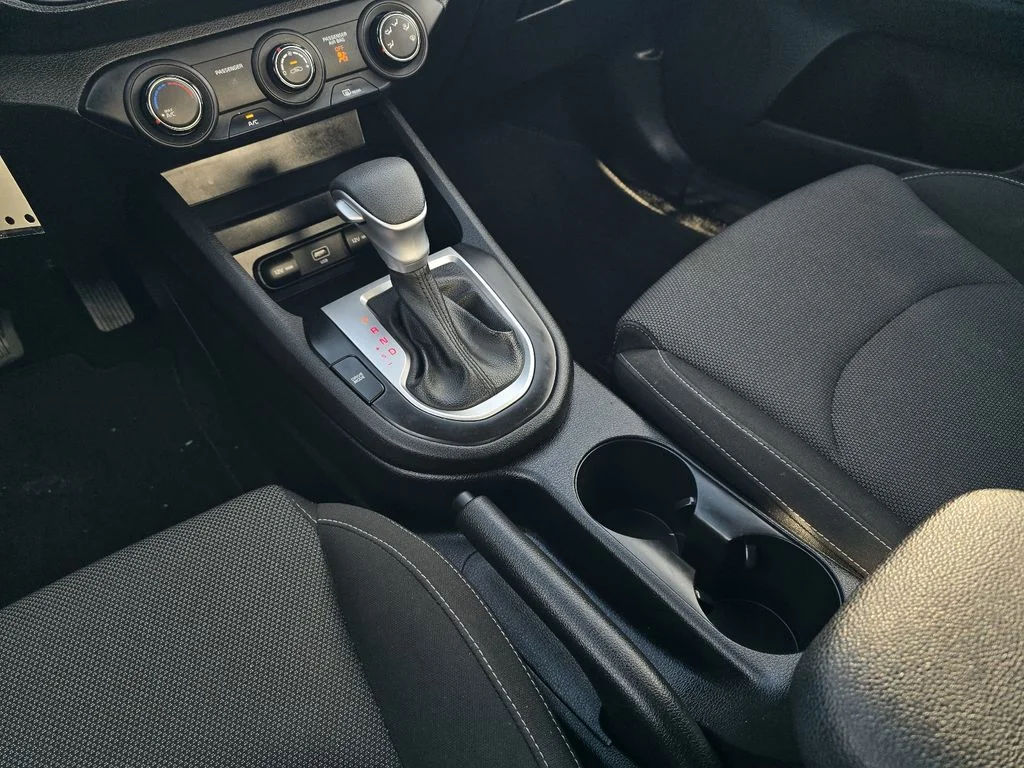 Used 2023 Steel Gray Kia LXS image 17
