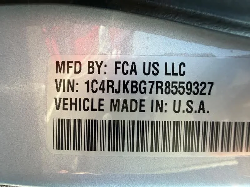 Used 2024 Silver Zynith Jeep Limited image 30