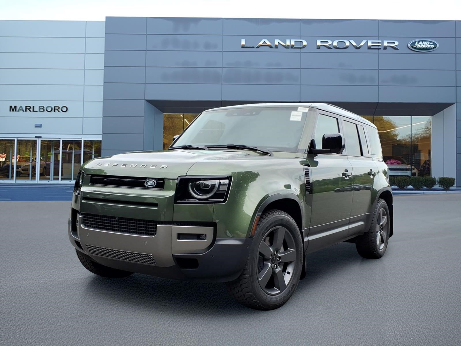 2025 Defender | Ray Catena Land Rover Marlboro