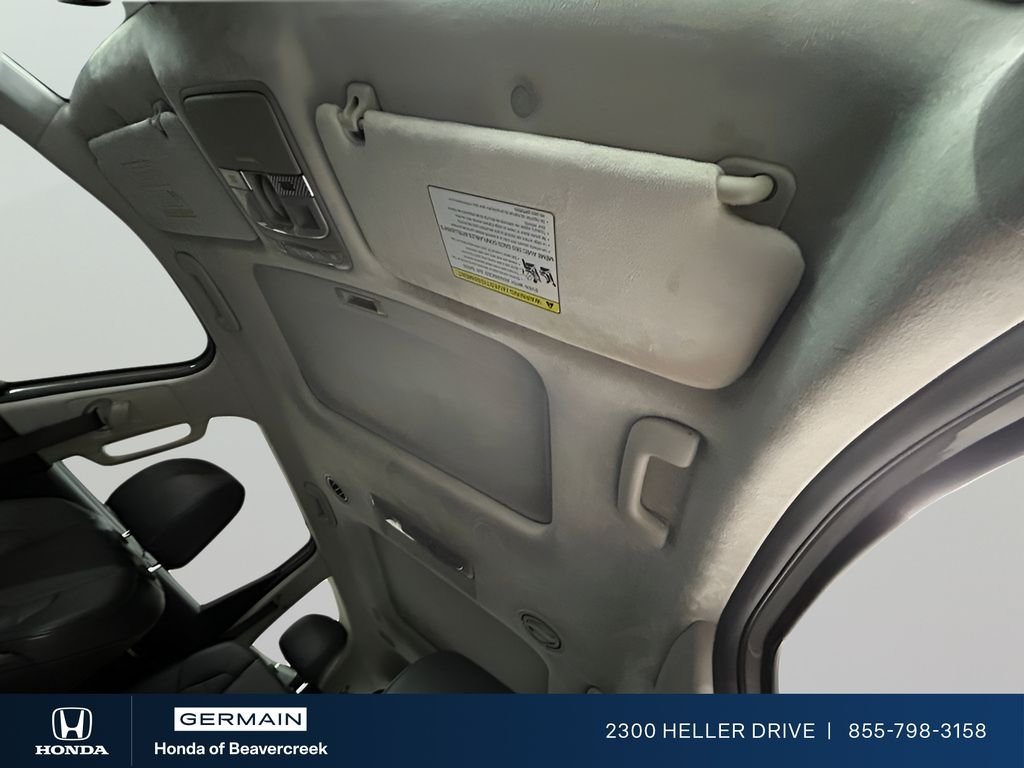 Used 2022 Wolf Gray Kia SX image 27