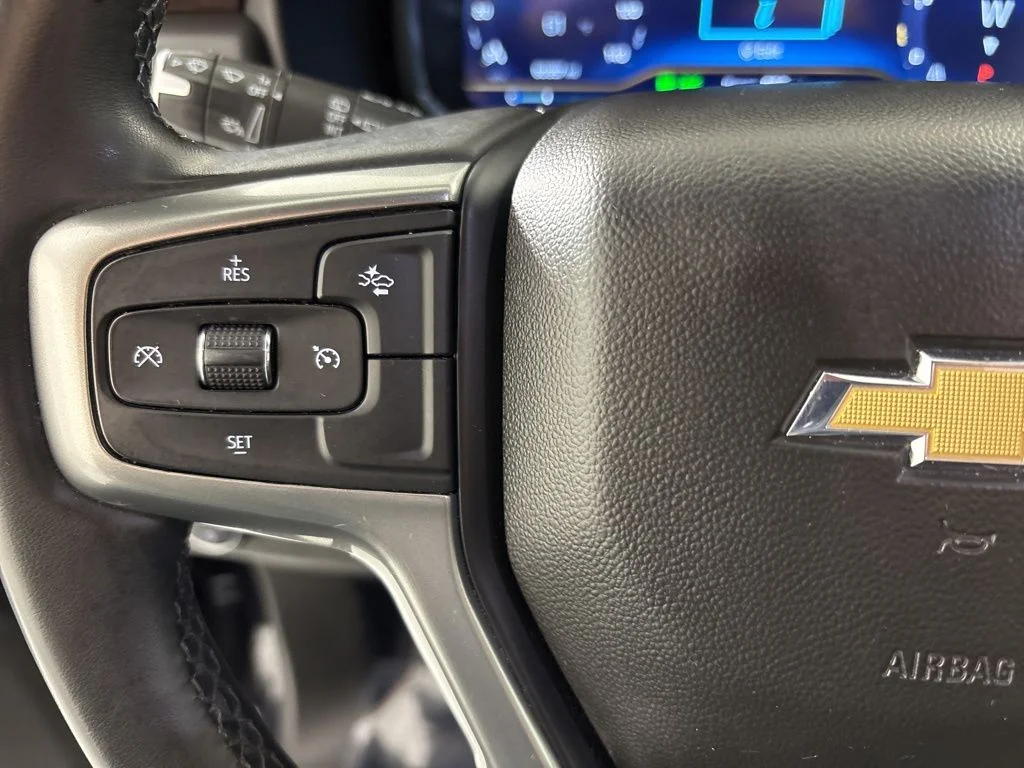Used 2023 Gray Chevrolet LT image 40