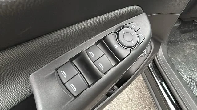 2025 Buick Envista Preferred - Photo 10