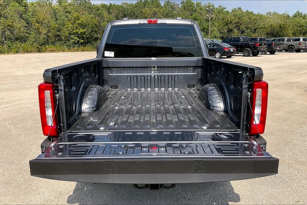 New 2026 Ford Super Duty F-250 XL 4D Crew Cab
