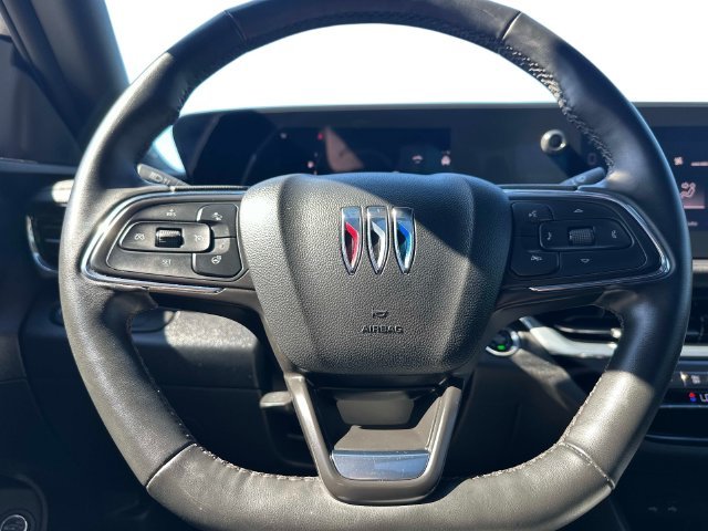 Used 2026 Black Buick Avenir image 19
