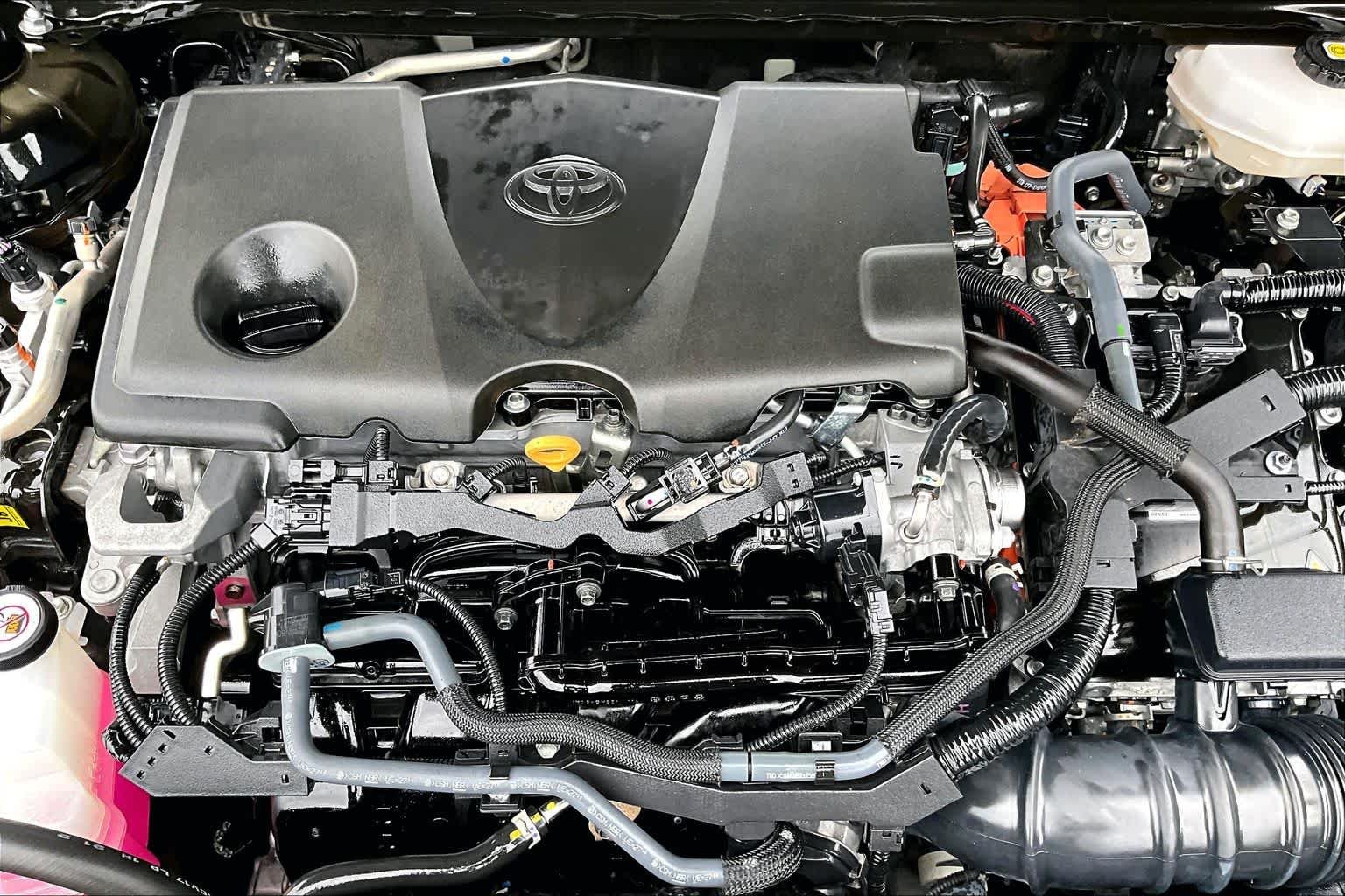 Used 2025 Midnight Black Metallic Toyota LE image 32