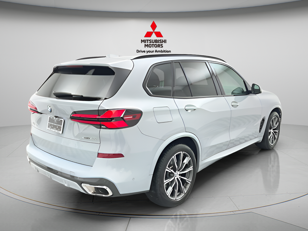 Used 2026 Gray Metallic BMW xDrive40i image 4