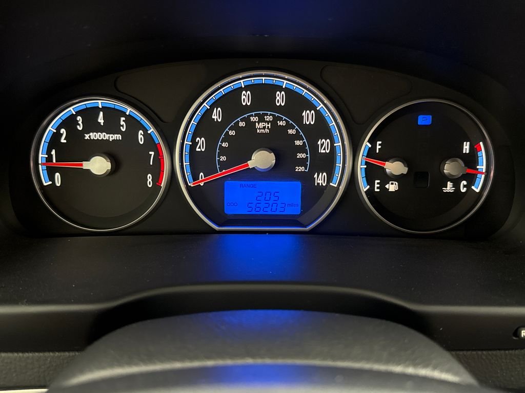 Used 2009 Gray Hyundai Limited image 15
