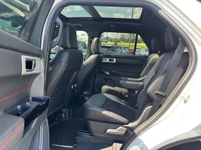 2024 Ford Explorer ST-LINE - Photo 11