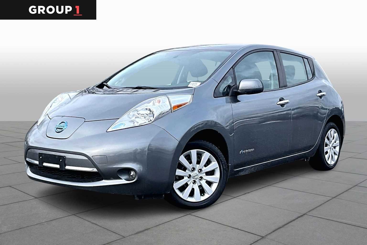 2015 Nissan LEAF S