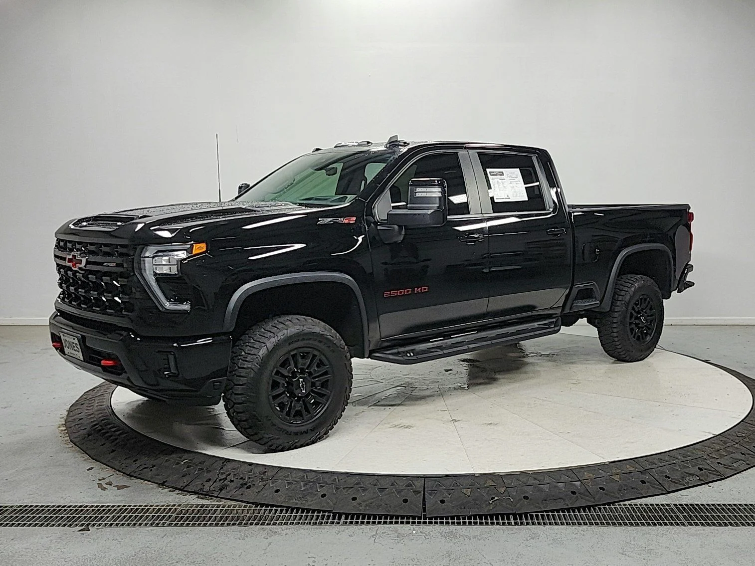 Used 2024 Black Chevrolet ZR2 image 3