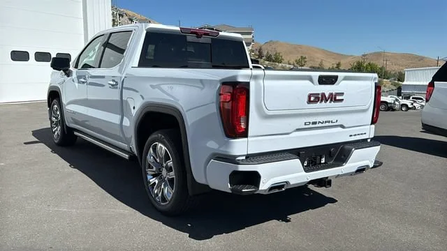 2026 GMC Sierra 1500 Denali - Photo 5