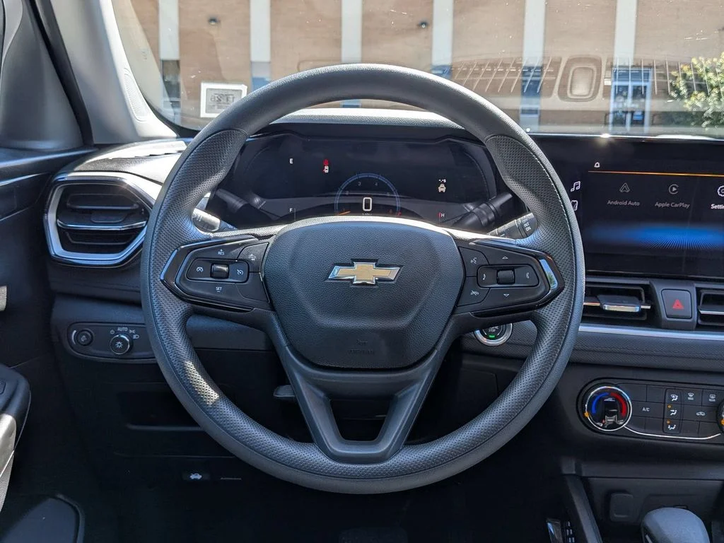 Used 2025 Black Chevrolet LS image 13