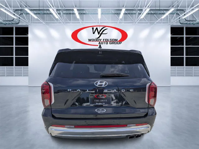 Used 2024 White Hyundai Calligraphy image 4