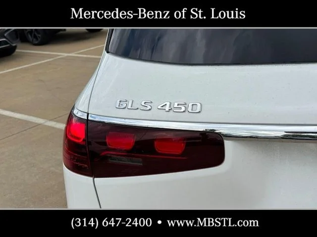 New 2026 Polar White Mercedes-Benz GLS 450 image 4
