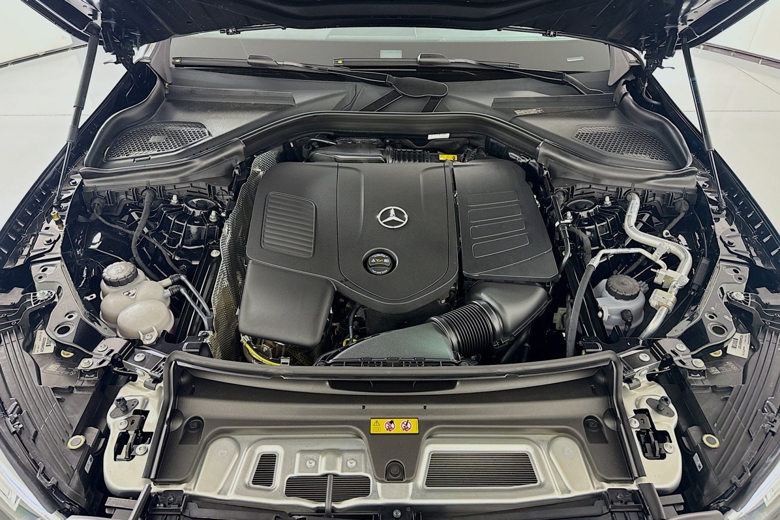 New 2026 Black Mercedes-Benz GLC 300 4MATIC® SUV image 10