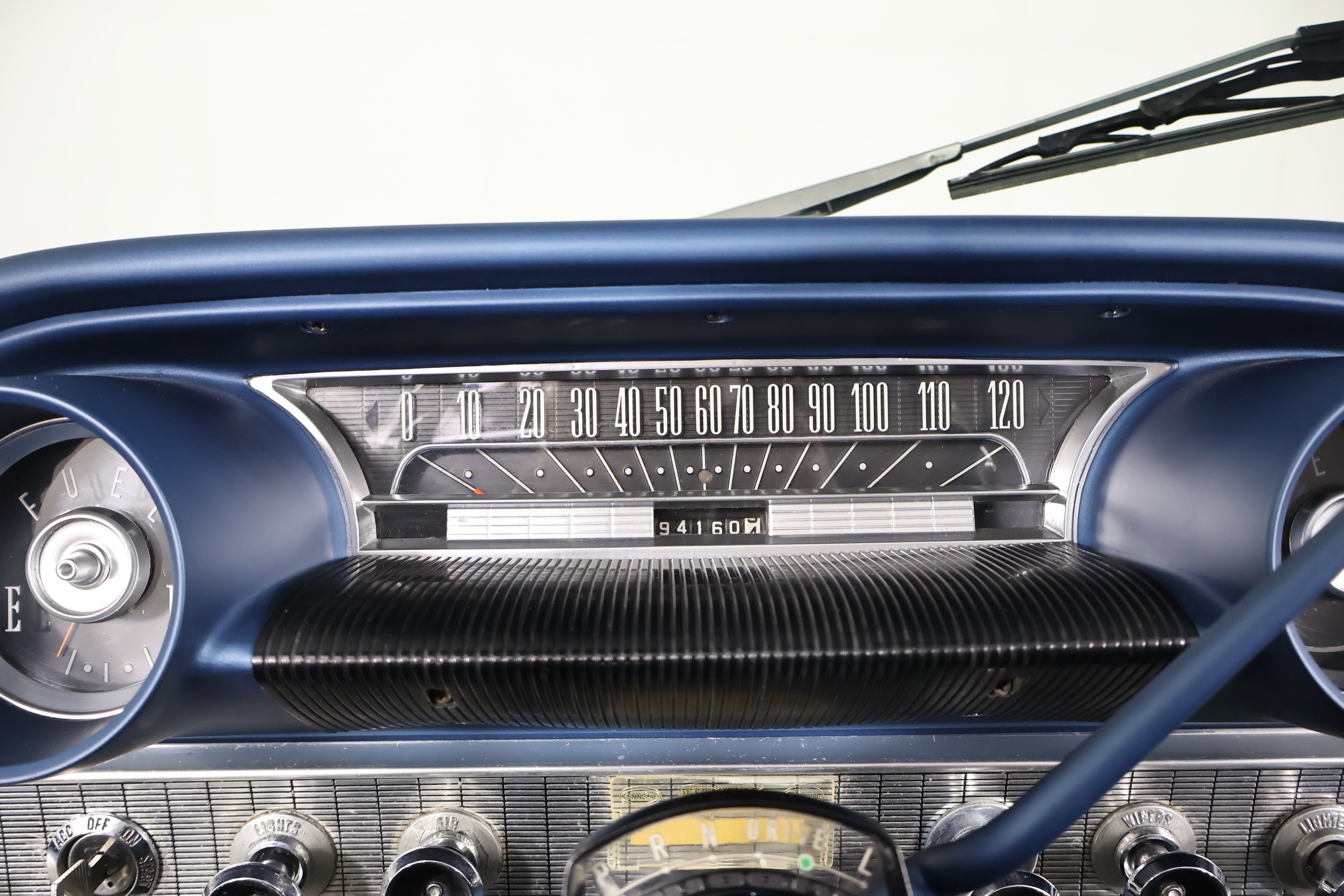 Used 1963 White Ford  image 37