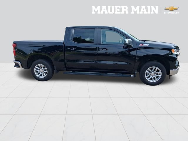 Used 2024 Black Chevrolet LT image 11