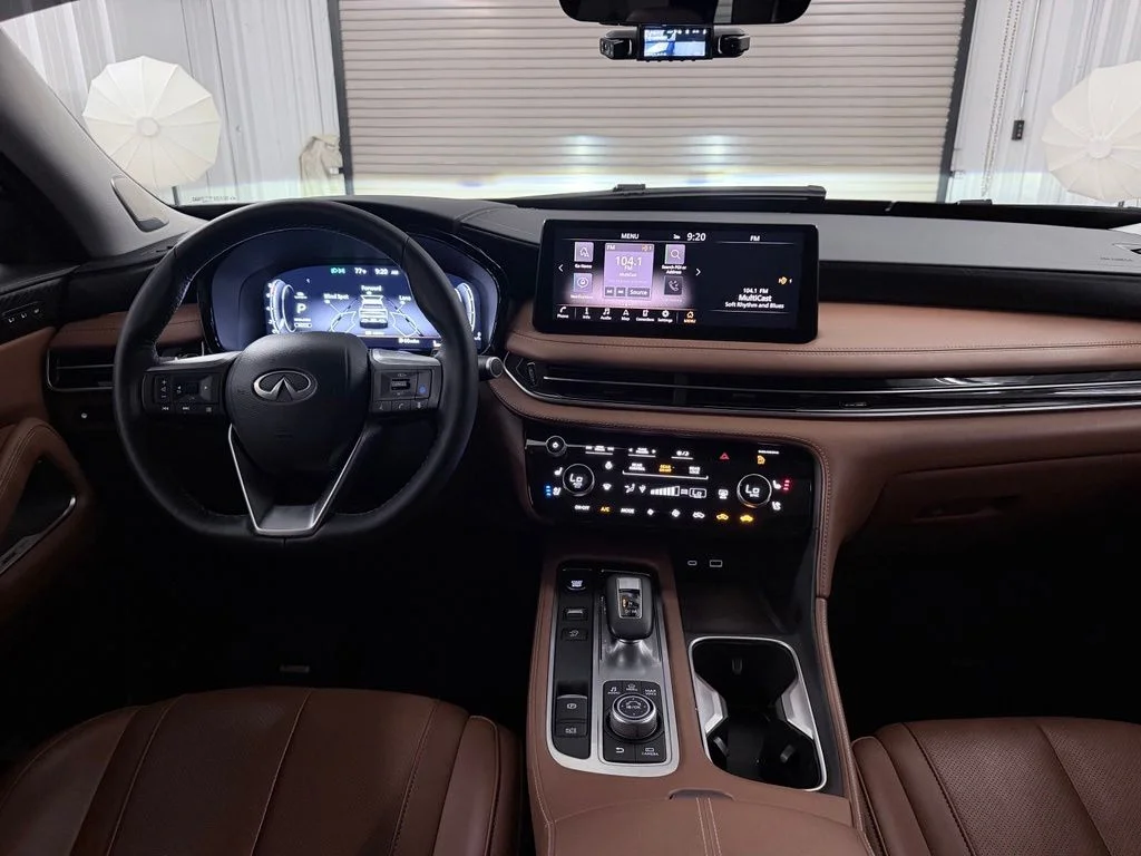 Used 2024 Blue INFINITI Sensory image 25
