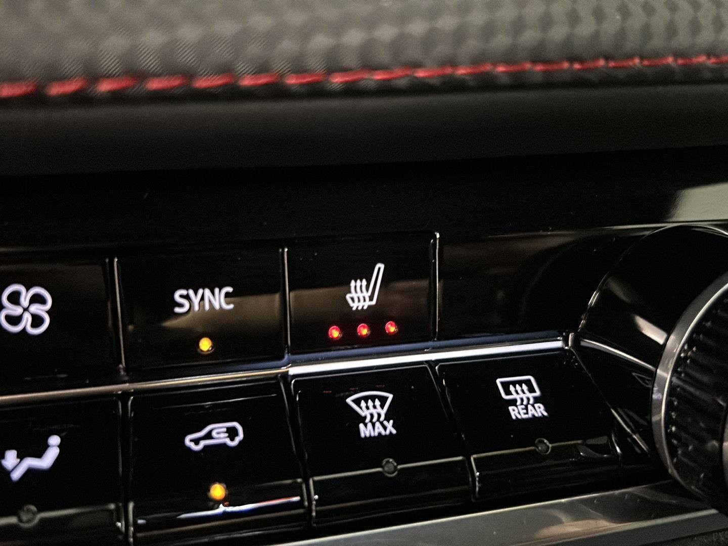 Used 2025 Mosaic Black Metallic Chevrolet AWD RS image 26
