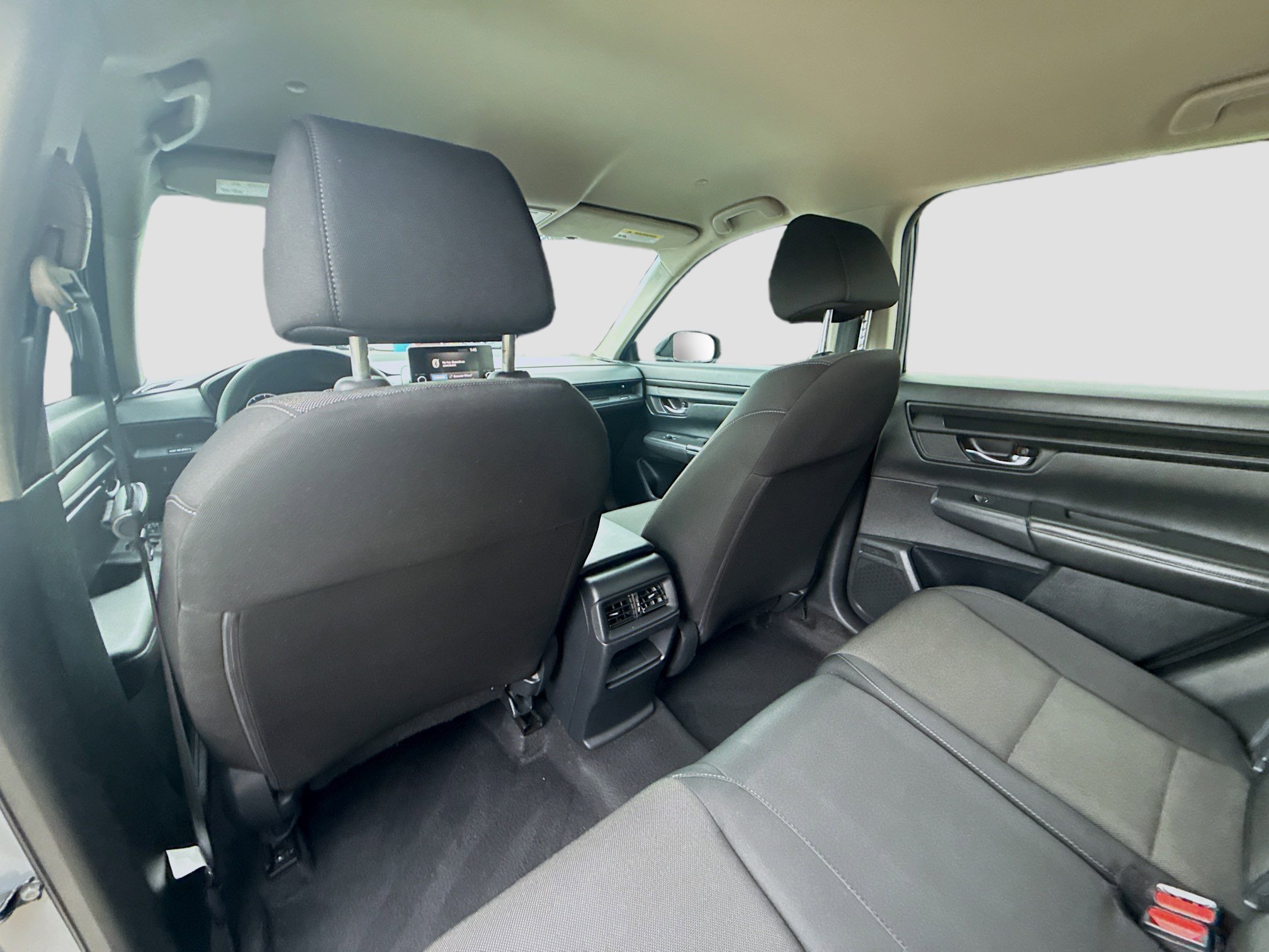 2025 Honda CR-V LX - Photo 24
