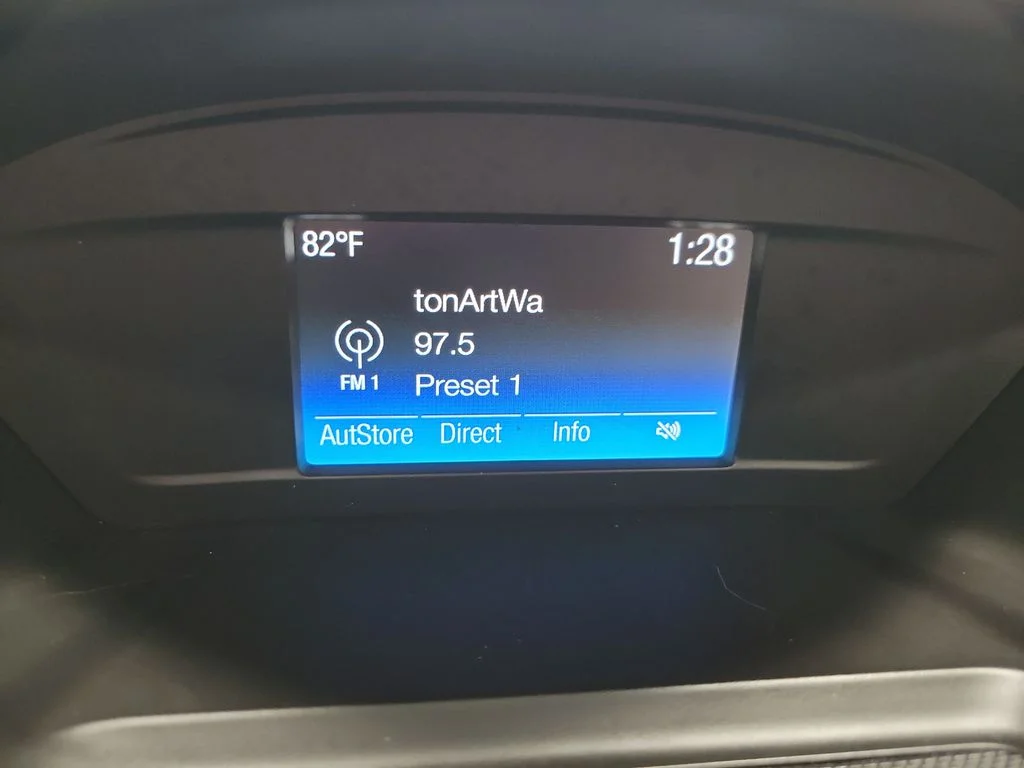 Certified Used 2018 Blue Ford SE image 37