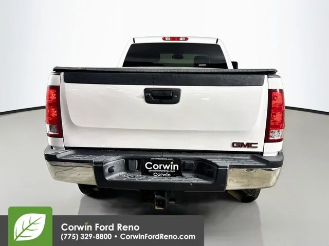 Used 2014 Summit White GMC SLE image 6
