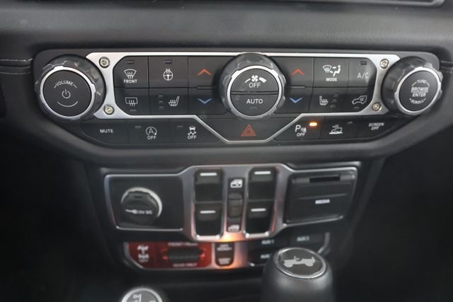Used 2024 Anvil Clear Coat Jeep Rubicon X image 15