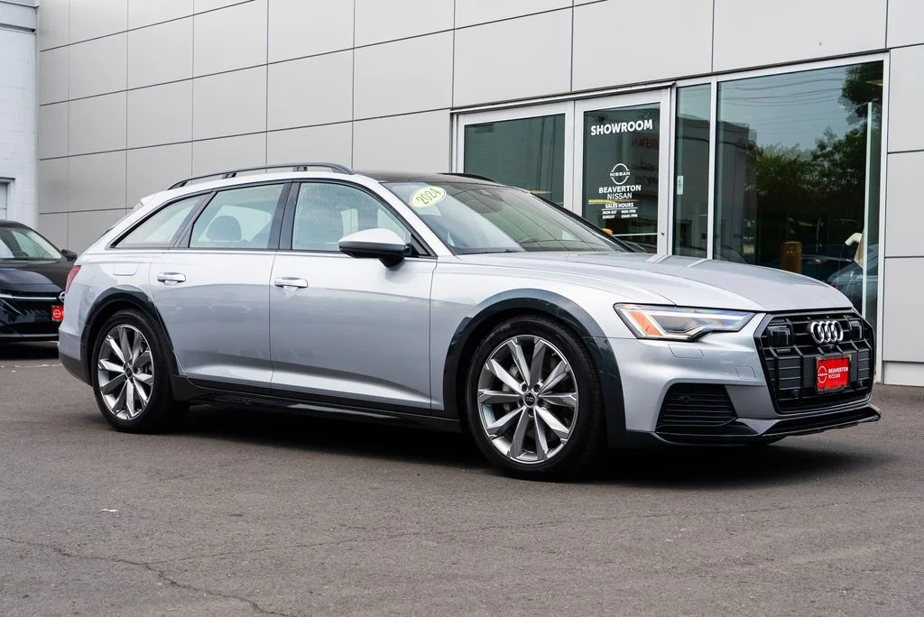 Used 2024  Audi Premium Plus image 1