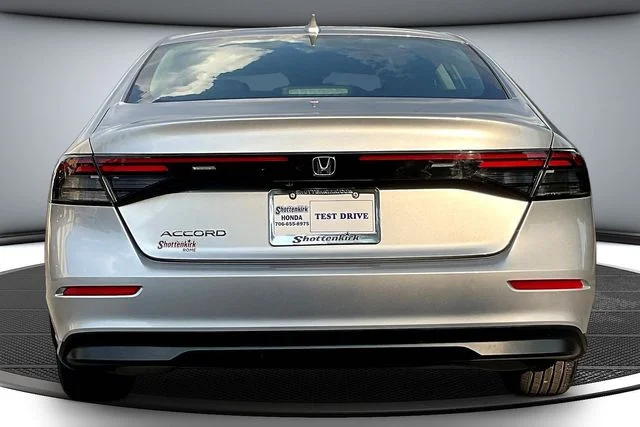 Used 2025 Silver Honda LX image 6