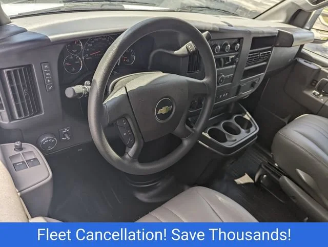 2025 Chevrolet Express Cargo Work Van - Photo 8