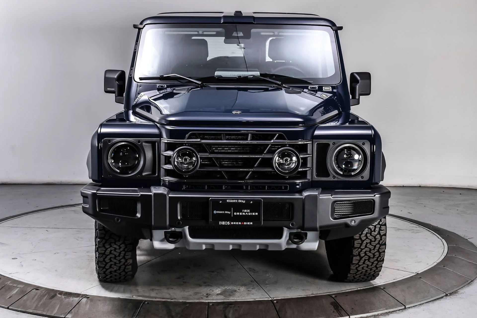 Used 2025 Britannia Blue INEOS Fieldmaster Edition image 2