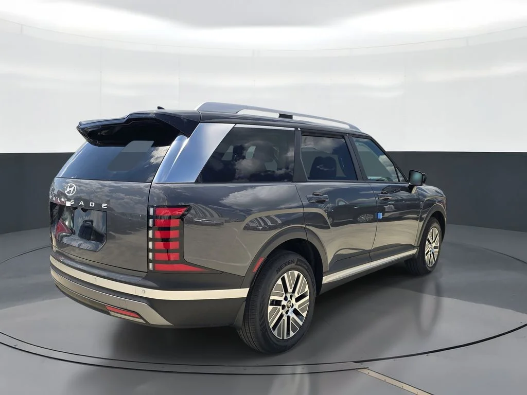 New 2026 Gray Hyundai Blue SEL Premium image 3