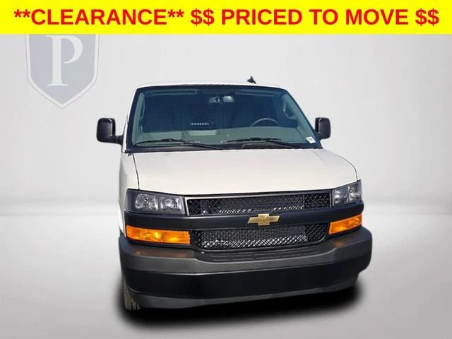 2025 Chevrolet Express Cargo Work Van - Photo 14