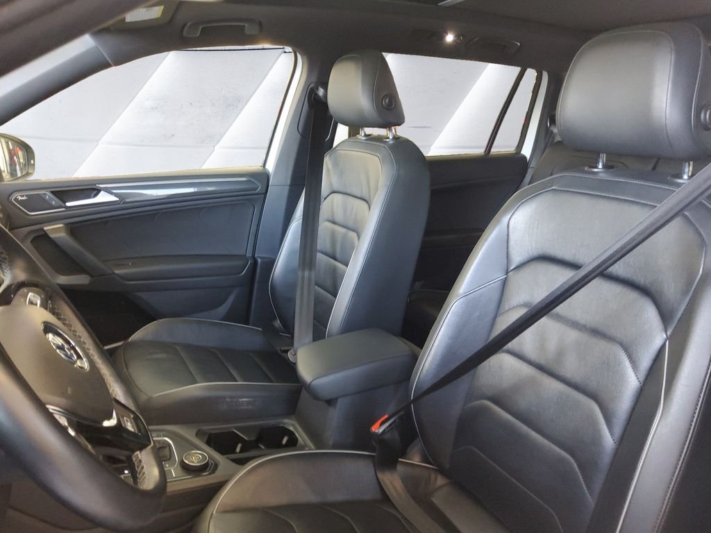 Used 2019 Beige Volkswagen 2.0T SEL Premium R-Line image 8